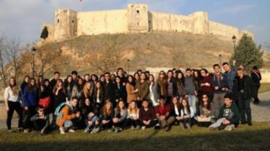 Gaziantep&rsquo;ten Avrupa&rsquo;ya Dostluk K&ouml;pr&uuml;s&uuml;