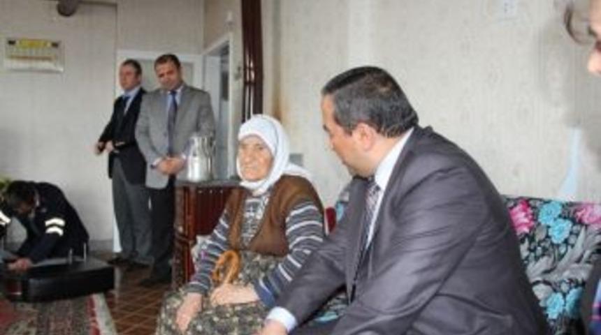 Kocasinan Kaymakamı Ali Candan'dan Yaşlı Vatandaşlara Ziyaret