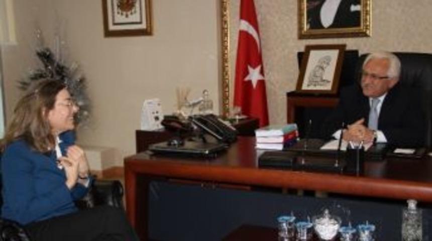 Abd’li Diplomattan Ak Parti'ye Ziyaret