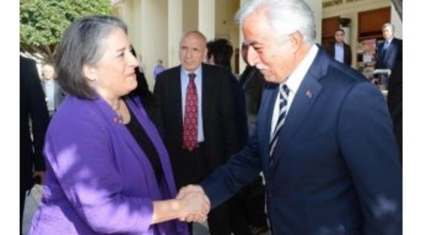 Knoxvılle&rsquo;nin Kadın Başkanı, Aldırmaz&rsquo;ı Ziyaret Etti