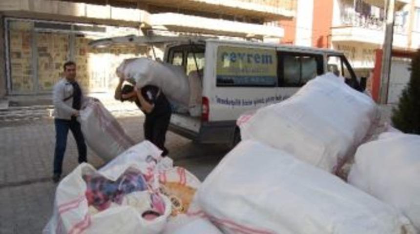 Ak Parti&rsquo;den Suriye&rsquo;ye Battaniye Yardımı