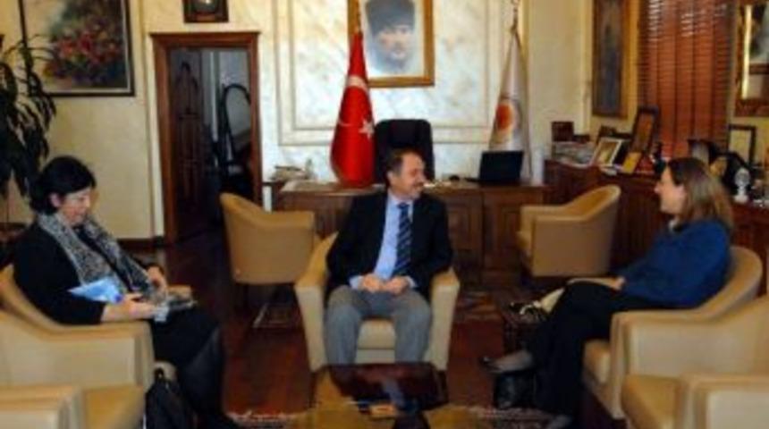 Abd’li Diplomat Büyükşehiri Ziyaret Etti