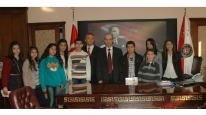 &Ouml;ğrencilerden Emniyet M&uuml;d&uuml;r&uuml;'ne Ziyaret