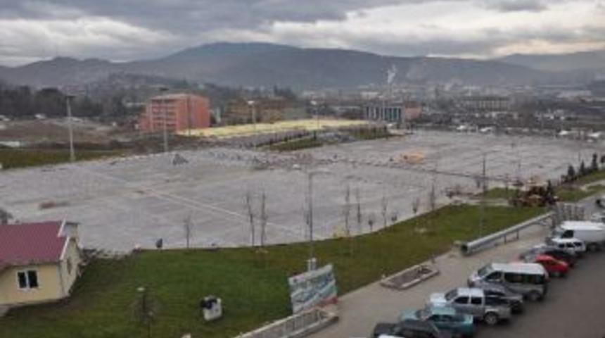 Kent Meydanı Tamamlanmak &Uuml;zere