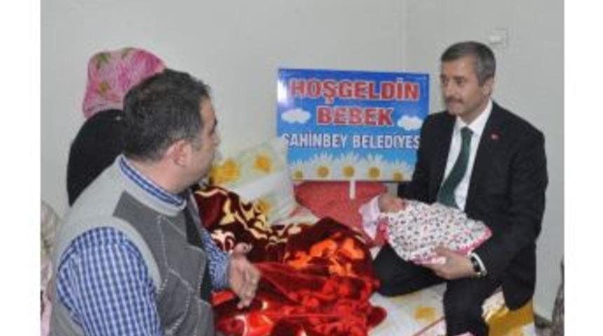 Eşi Ve 4 &Ccedil;ocuğunu &Ouml;ld&uuml;ren 'sessiz Katil' Onu Hayattan Koparamadı