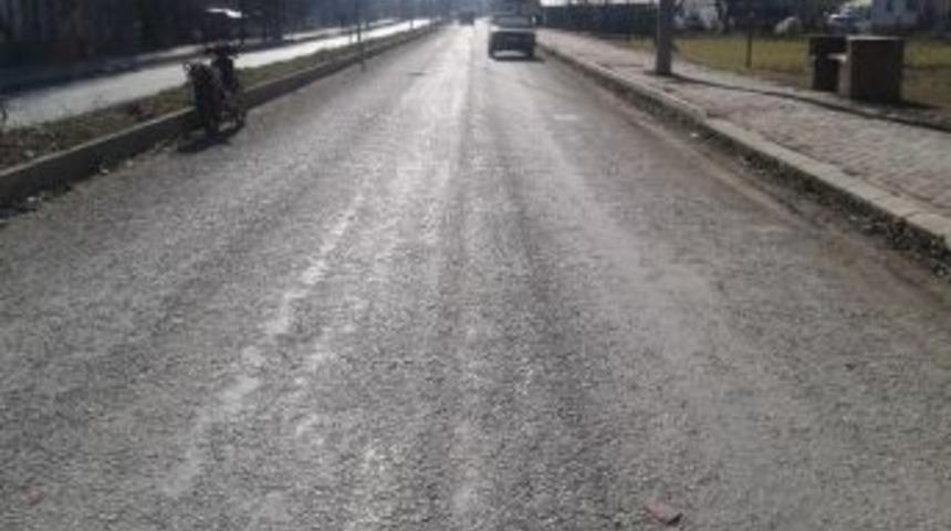 Hisarcık&rsquo;ta Otomobil Motosiklete &Ccedil;arptı: 1 Yaralı