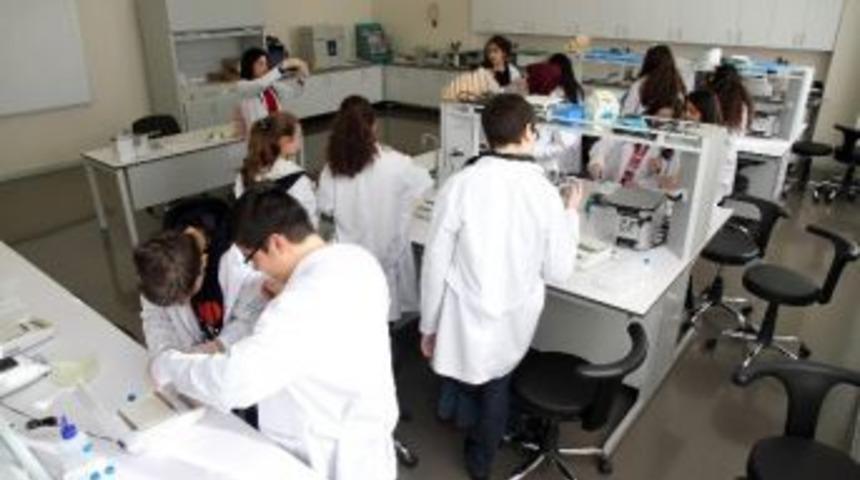 &Ouml;zel Sanko Okulları&rsquo;nda &lsquo;bilim Ve Teknoloji Kış Etkinliği&rsquo;