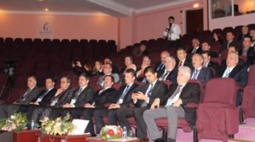 &Uuml;niversite Servis Şof&ouml;rlerinden 12'si Yetersiz &Ccedil;ıktı