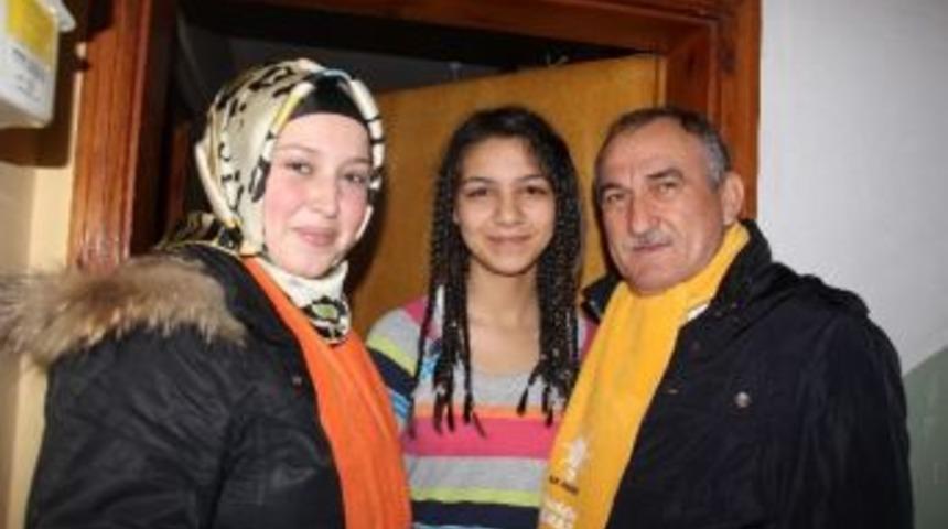 Se&ccedil;im Gezisinde Muhalif Se&ccedil;menden Ak Parti&rsquo;ye Destek