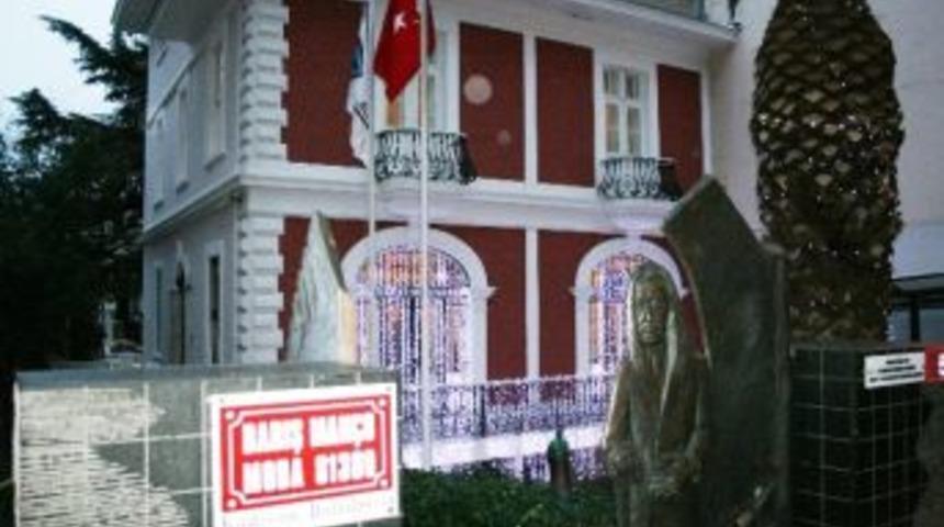 Barış Man&ccedil;o Evi Ziyarete A&ccedil;ıldı