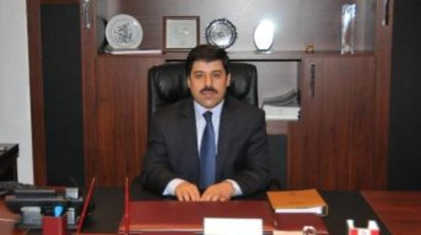 &lsquo;&ccedil;ileli Yolun Yokuşu&rsquo; İsimli Şiir Kitabı &Ccedil;ıktı