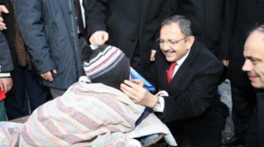 Başkan &Ouml;zhaseki, Kas Hastası &Ccedil;ocukla Buluştu