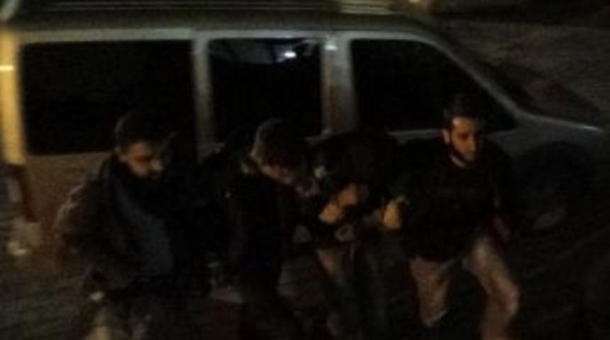 Kablo Hırsızları Yakalandı