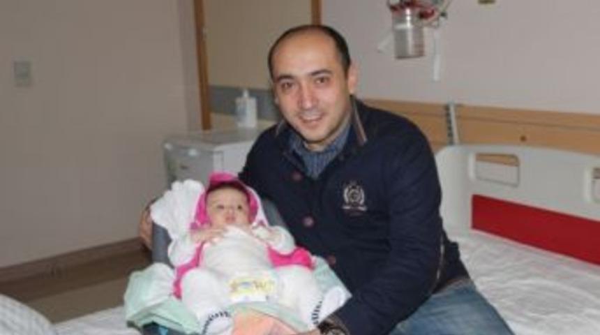 4 Aylık Bebeğe Kal&ccedil;a &Ccedil;ıkığı Ameliyatı