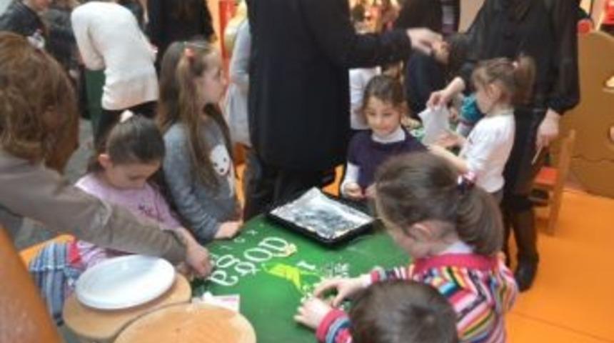 Minik Aş&ccedil;ılar Piazza&rsquo;da H&uuml;nerlerini Sergiliyor