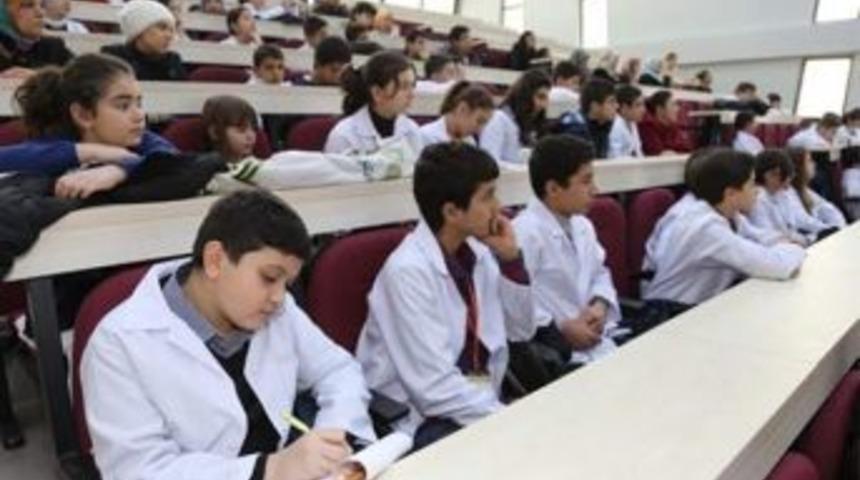 &Ccedil;ocuk &Uuml;niversitesi Kış Kampı Sona Erdi