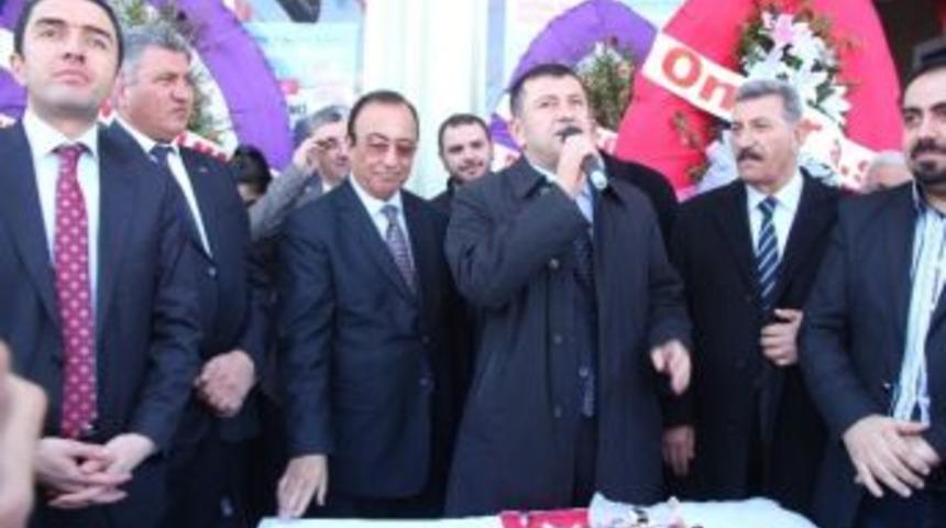 Chp Hekimhan Ve Ak&ccedil;adağ Se&ccedil;im B&uuml;roları A&ccedil;ıldı