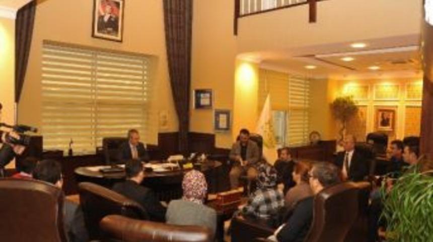 Rekt&ouml;r Uysal&rsquo;a Ziyaret