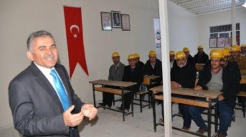 Melikgazi İş Bulma Ve Eğitim Merkezi İnşaat &Ccedil;alışanlarının Hizmetinde
