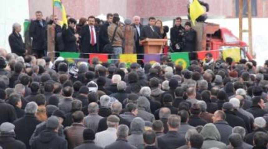 Bdp Eş Genel Başkanı Selahattin Demirtaş: