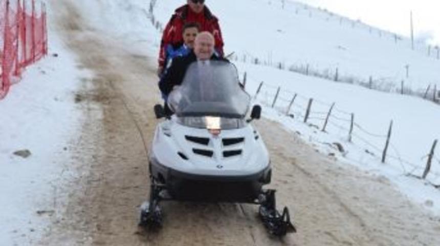 2 Bin Rakımda Kar Festivali Başladı