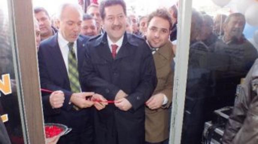 K&uuml;tahya'da Festival Gibi Se&ccedil;im B&uuml;rosu A&ccedil;ılışı