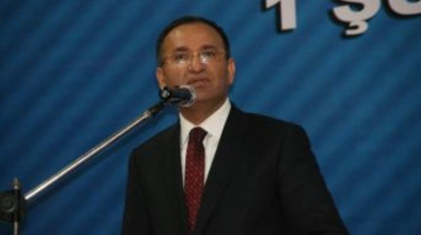 Adalet Bakanı Bekir Bozdağ: