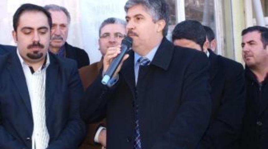 Chp Yeşilyurt Başkan Adayı Porgalı Se&ccedil;im B&uuml;rosunu A&ccedil;tı