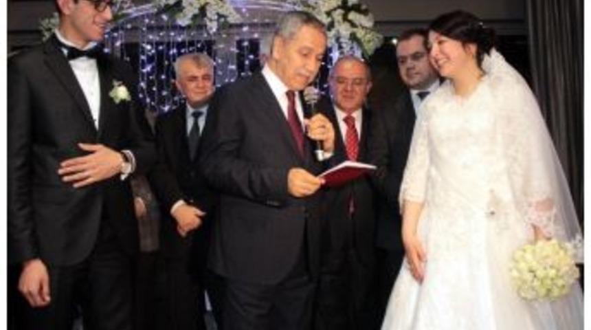 Arın&ccedil; Nikah Şahidi Oldu