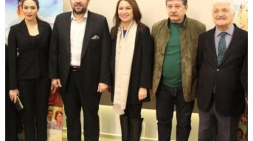 Eyvah Eyvah Galasında Kahkaha Tufanı