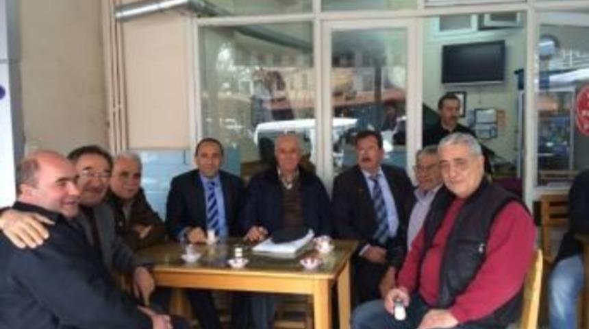 Chp'li Burak Oğuz Urla'da Dostlarıyla Buluştu