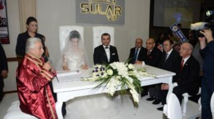 Aldırmaz Gen&ccedil;lerin Mutluluğuna Ortak Oldu