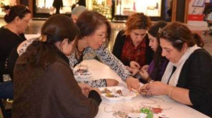 Kadınlar Piazza'nın Tasarım At&ouml;lyesini &Ccedil;ok Sevdi