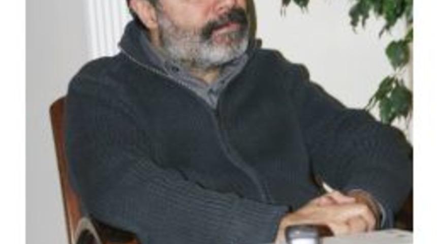 Yazar Ahmet &Uuml;mit: "cinayet, Kişiliğin Ortaya &Ccedil;ıktığı Anlardan Biridir"