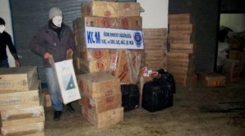 K&ouml;m&uuml;r Y&uuml;kl&uuml; Kamyonda Ka&ccedil;ak Sigara Ele Ge&ccedil;irildi