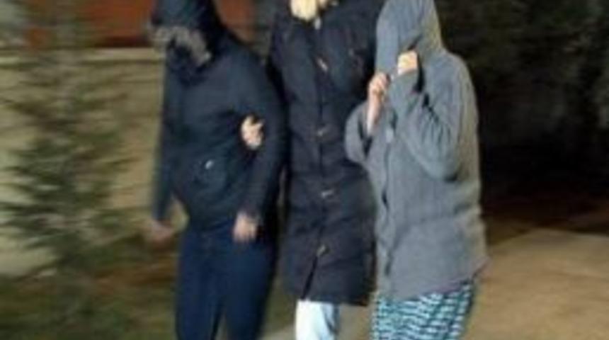 Paraları Sayarak &Ccedil;alan Hırsızların Su&ccedil; Ortakları Da Yakalandı