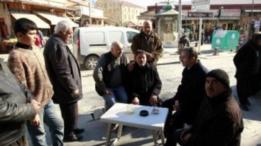 Başkan Tahmazoğlu&rsquo;na Esnaftan Hizmet Teşekk&uuml;r&uuml;