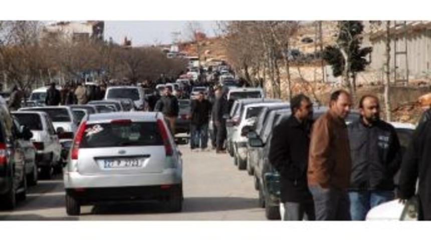 Açık Oto Pazarı Hareketli Ancak Alım-satımlar Durgun