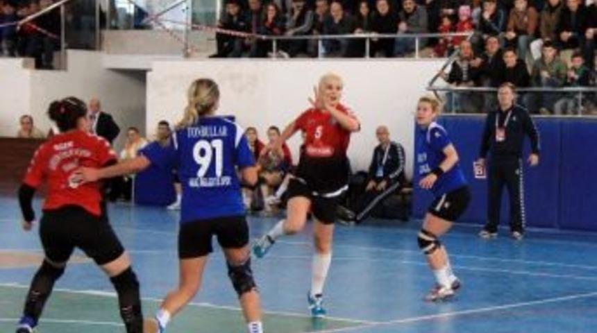 Hentbol Bayanlar S&uuml;per Ligi