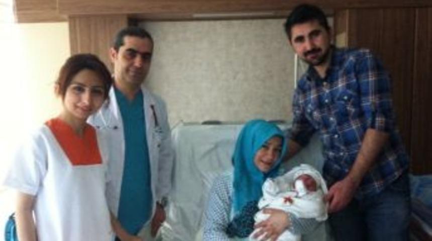 Liman Hastanesi&rsquo;nde İlk Bebek D&uuml;nyaya Geldi