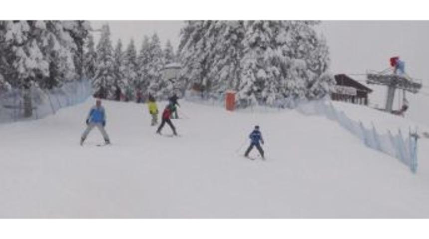 Ilgaz&rsquo;da Kayak Keyfi Başladı