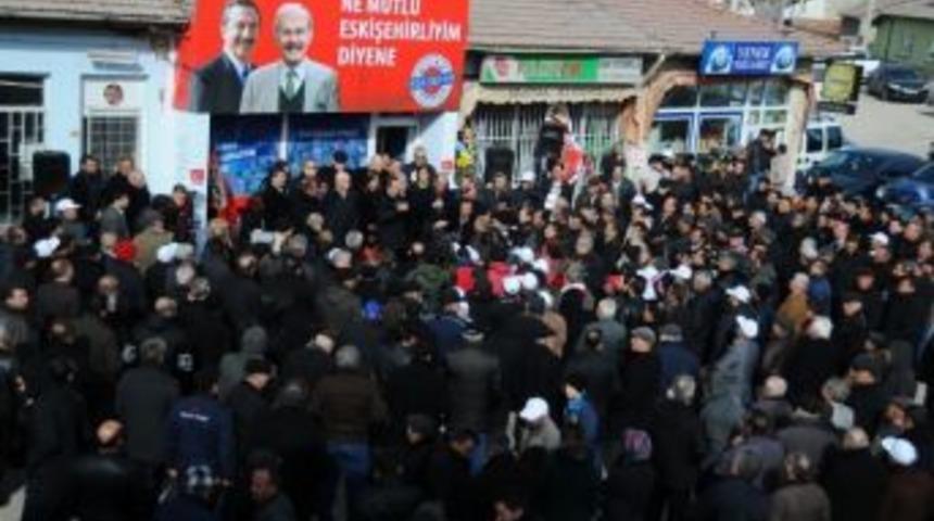 B&uuml;y&uuml;kerşen, Ata&ccedil; Ve Kurt&rsquo;tan &Ccedil;ukurhisar &Ccedil;ıkarması