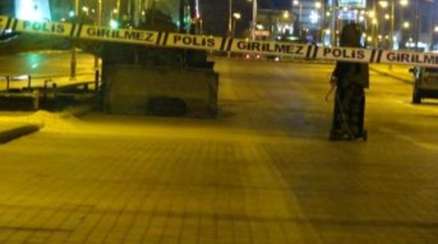 İş Makinesinde Unutulan Valiz Polisi Alarma Ge&ccedil;irdi