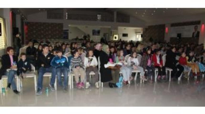 &Ccedil;an Belediyesi&rsquo;nden &Ouml;ğrencilere Tiyatro