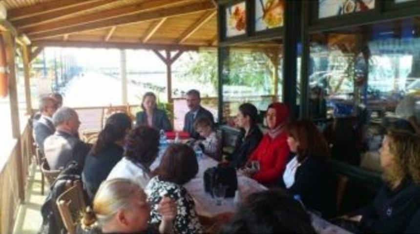 Lapseki Halk Eğitim Merkezinde Yoğun Mesai