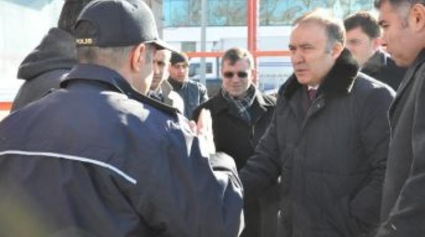 Vali Altıparmak, Yangın Yerinde İncelemelerde Bulundu