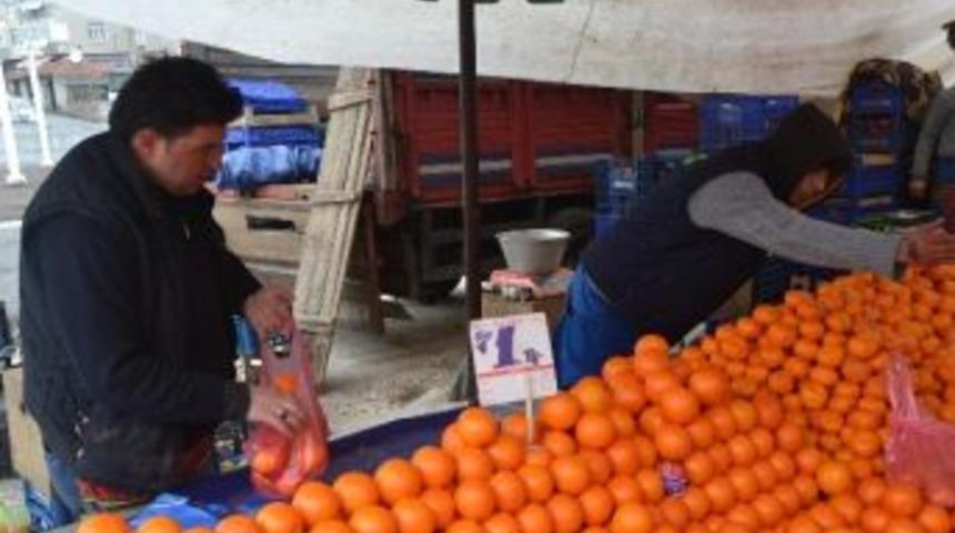 Perşembe Pazarında 1 Tl G&uuml;nleri Başladı