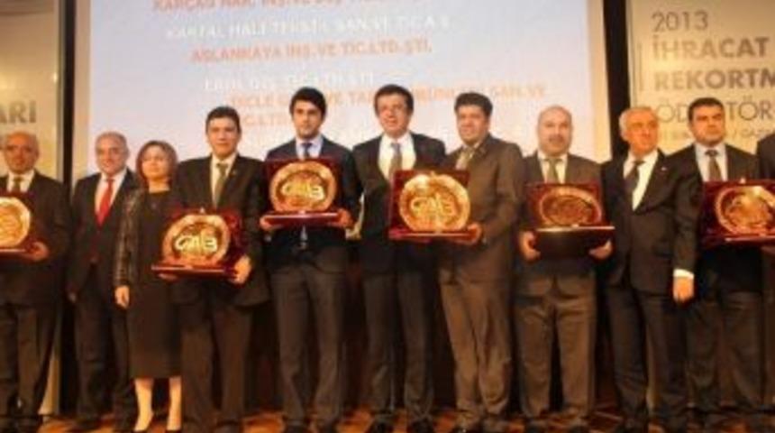 İhracat Rekortmeni Acarsan Holding&rsquo;e &Ouml;d&uuml;l