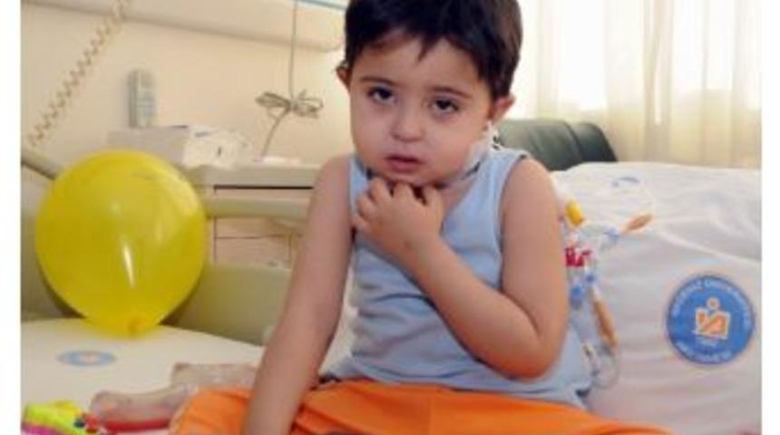 Kağan Bebek, 3.5 Yaşındaki Alper'e Umut Oldu