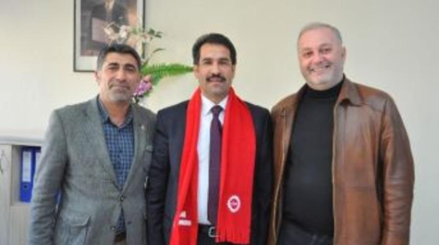 Genel İş Sendikası Başkan Yaman'ı Ziyaret Etti